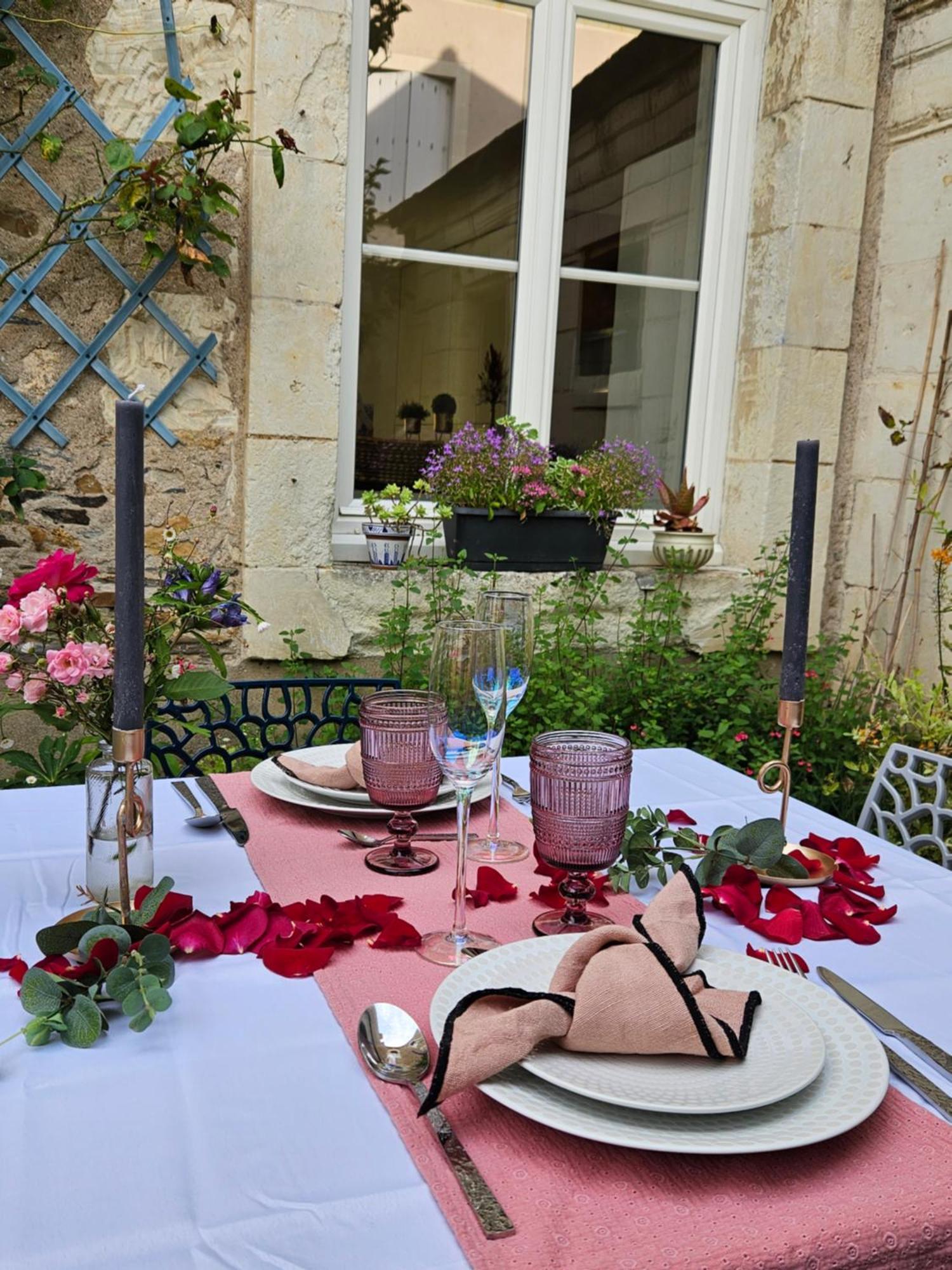 Confidences Escale A Brissac Bed and Breakfast Eksteriør billede